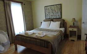 Auberge Ayer'S Cliff